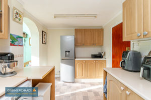 Kitchen- click for photo gallery